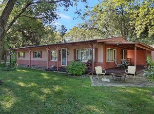 1107 James Ct, Mahomet, IL 61853