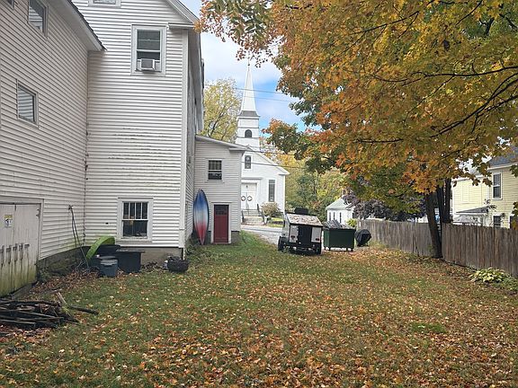 3rd image of 31 Maple St #5