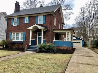 474 Sunset View Dr, Akron, OH 44320