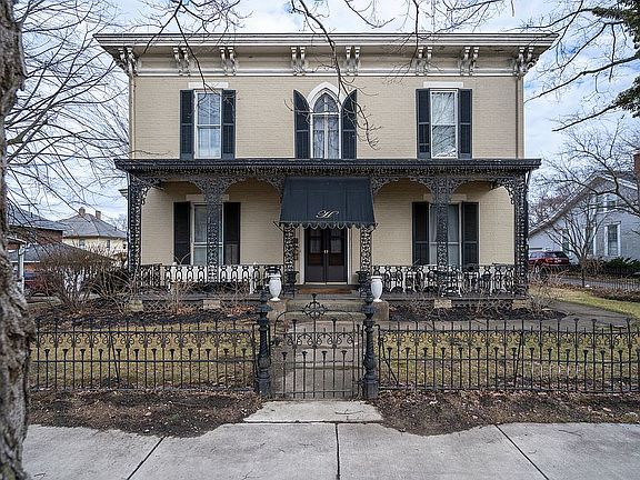 3rd image of 216 E Main St