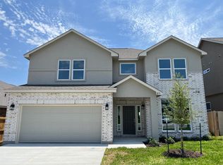 811 Pausa Dr, Laredo, TX 78045