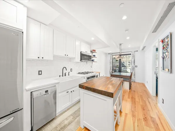 577 Madison Street 1B image 1 of 12