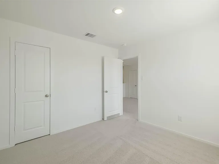 6514 Linden Leaf Dr — Photo 27