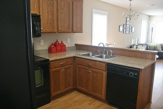 5th image of 951 Barracuda Ave