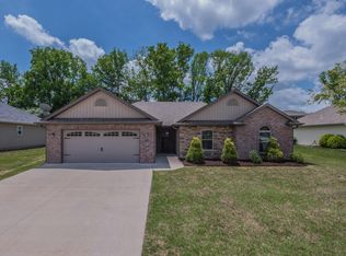 4200 Eagle View Ct, Columbia, MO 65203