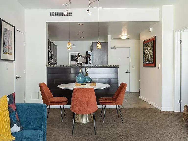 530 K St #614 — Photo 8
