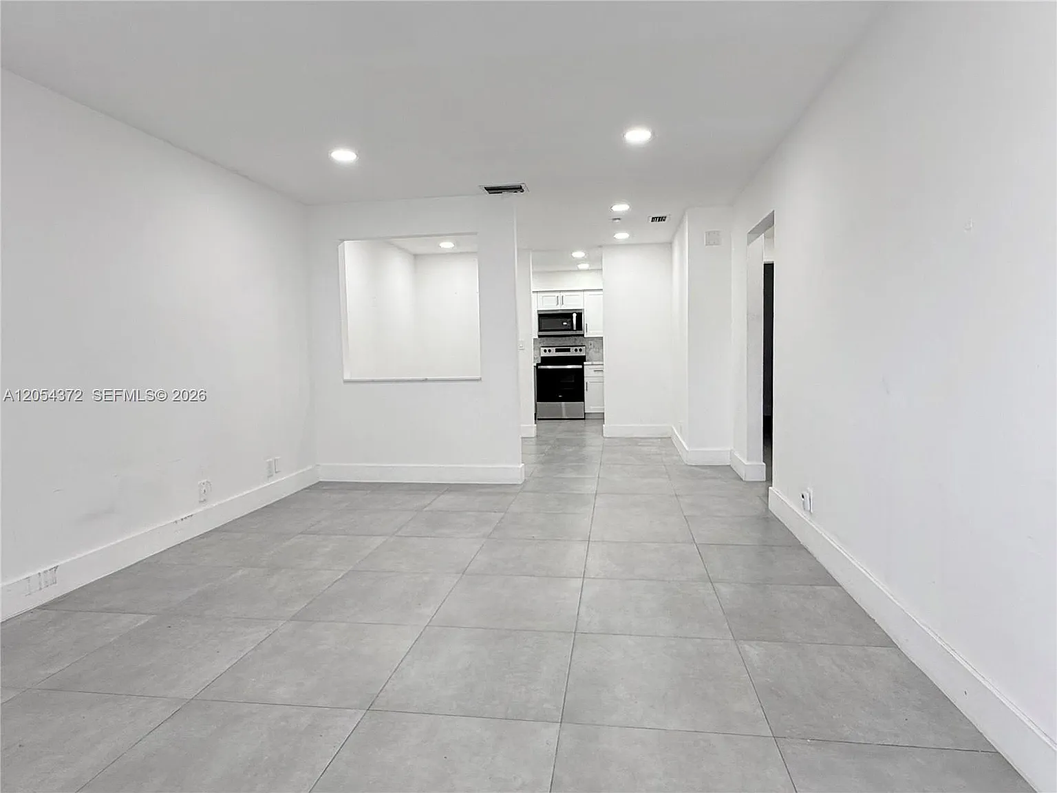 Ft Lauderdale Estates 1st — Photo 3