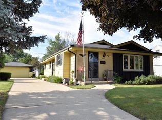9717 W Morgan Ave, Milwaukee, WI 53228