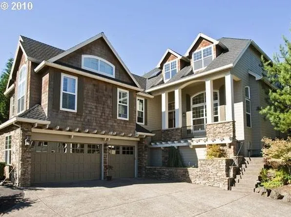 14267 Uplands Dr, Lake Oswego, OR 97034