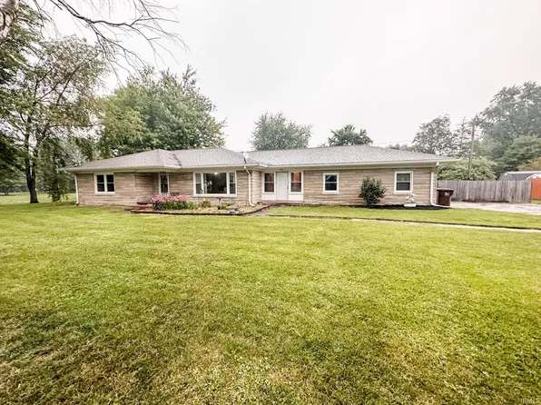 206 W Jefferson St, Kempton, IN 46049