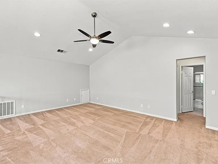 24939 Coral Canyon Rd — Photo 31