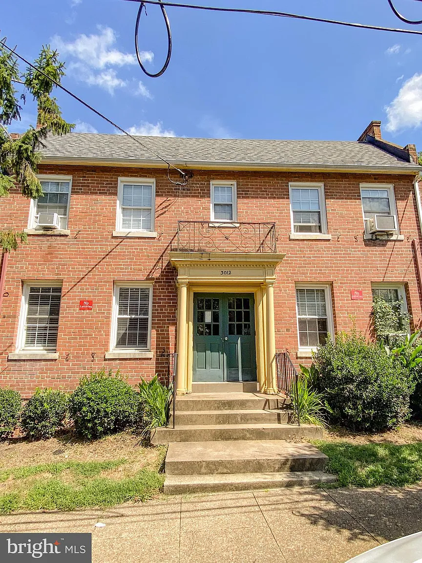 3012 Nelson Pl SE photo 1
