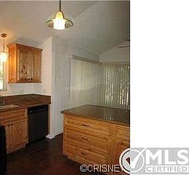 5th image of 22330 Victory Blvd APT 901