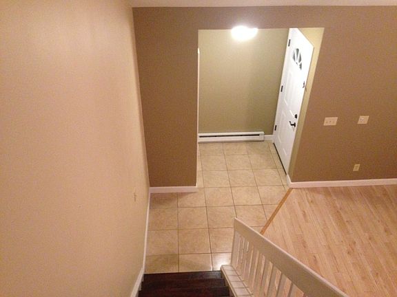 3rd image of 173 Arrowwood Pl #173
