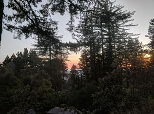 239 Huckleberry Trl, Woodside, CA 94062