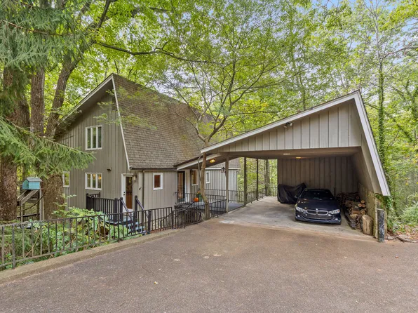 146 Palisades Dr, Signal Mountain, TN 37377