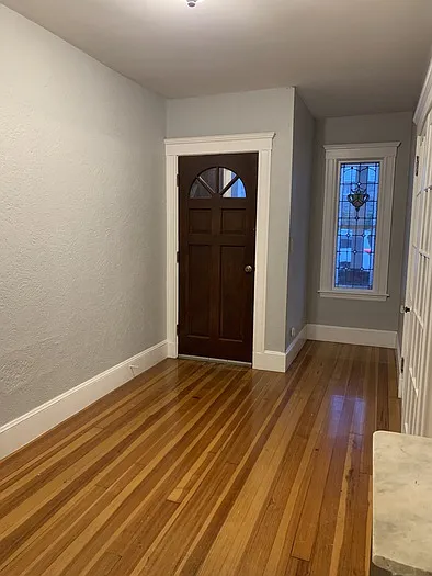 2 bed, 1.0 bath, $2,650 — Photo 2