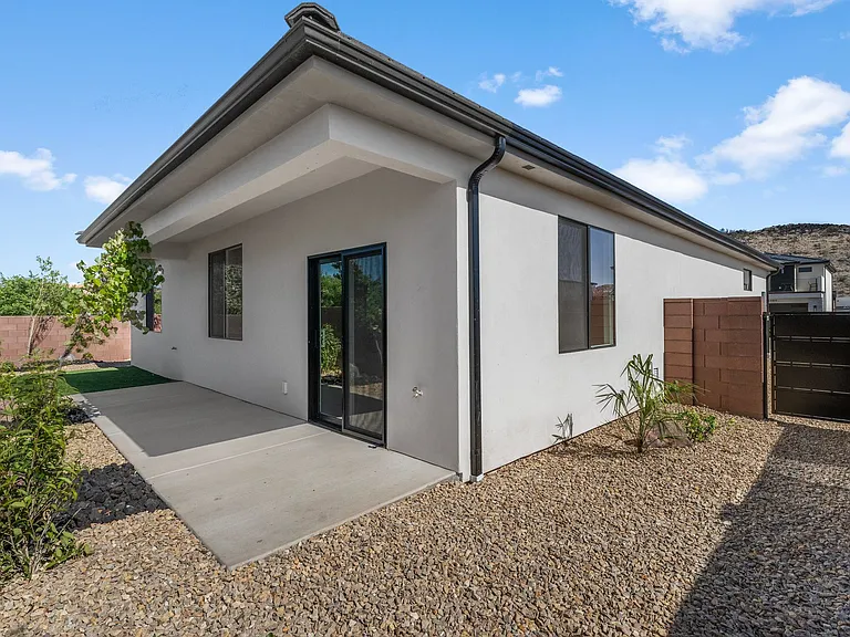 1089 E Coyote Crest Dr — Photo 30
