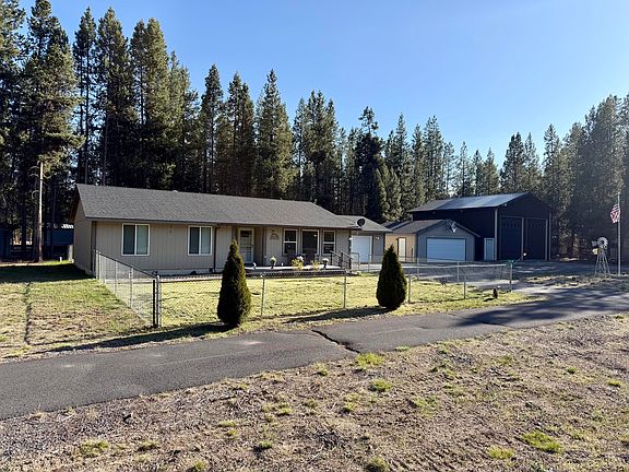 2nd image of 1314 Crescent Cutoff Rd