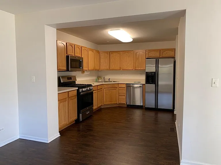 2758 Borkshire Ln — Photo 3