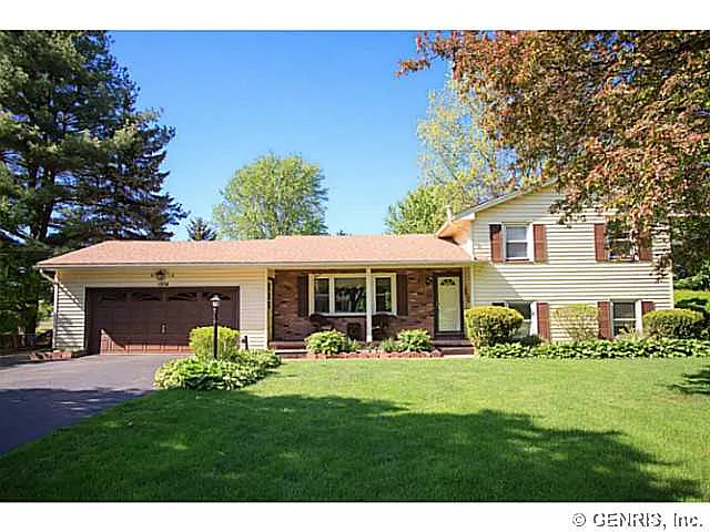 1034 Hamlin Center Rd photo 1