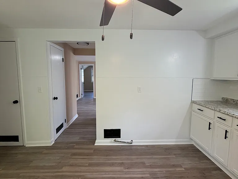 10710 Reno Ave #2 — Photo 7