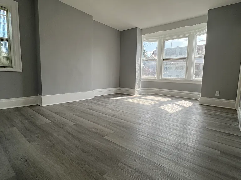 210 E End Ave #2B — Photo 8