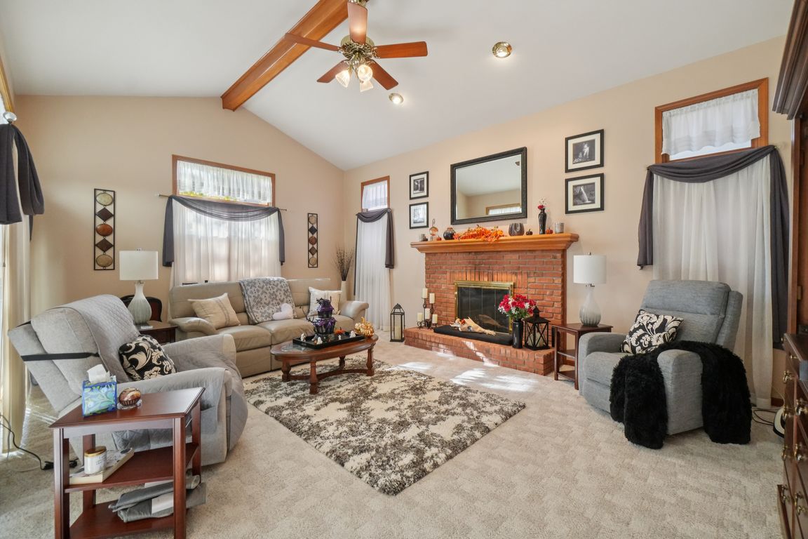 next background image