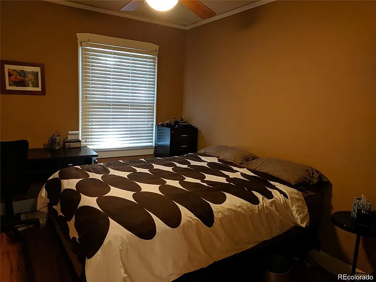 1425 Dexter St — Photo 12