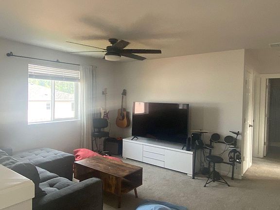 3rd image of 18613 134th Street Ct E
