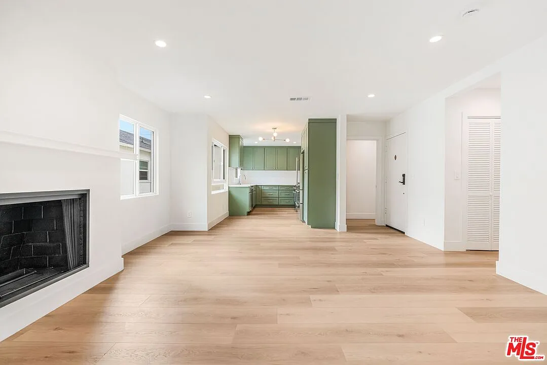7968 Norton Ave — Photo 4