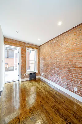 Rented by Douglas Elliman | media 17