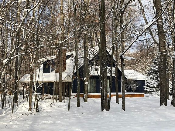 A21A0AFB-120B-4195-ABDC-8EB93FCFBA6A