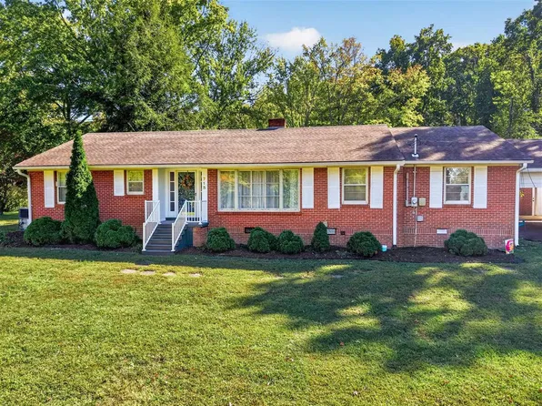 715 Crittenden Cir, Russellville, KY 42276