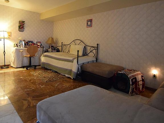 4th image of 46 Doreen Dr