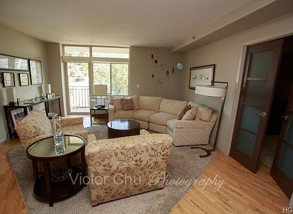 5th image of 3625 Oxford Ave APT 5C