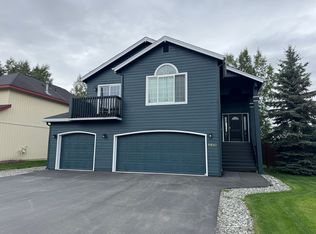 9100 Seal Point Cir, Anchorage, AK 99519