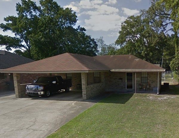 1st image of 2215 6th St