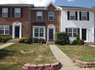 3941 Saint Michaels Sq, Fredericksburg, VA 22408