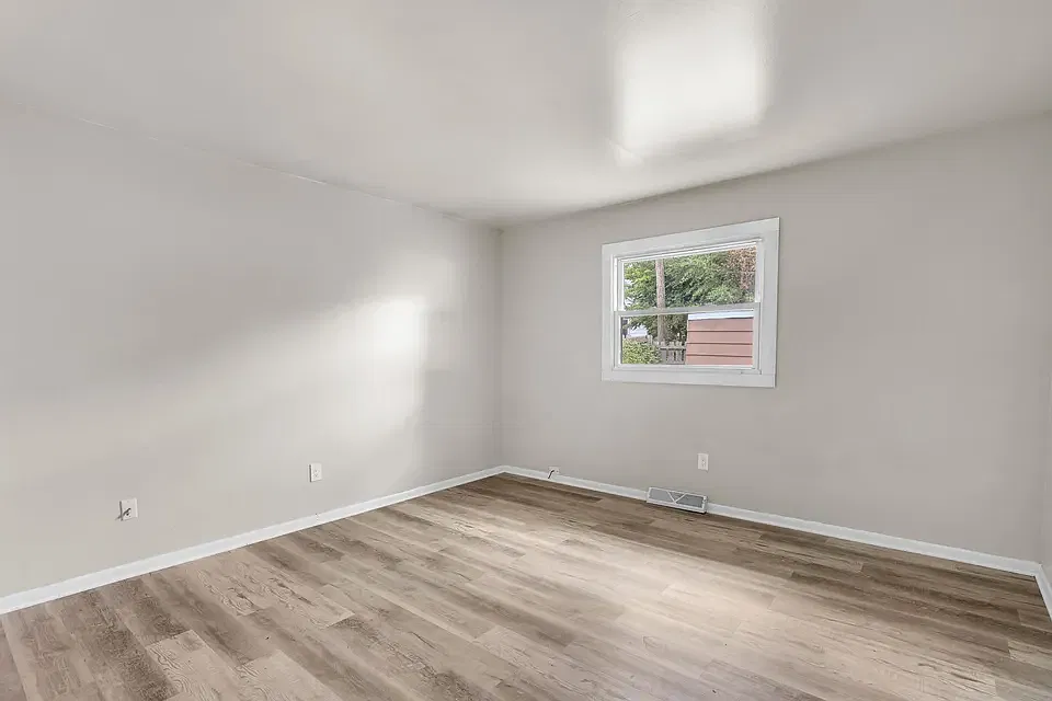 2 bed, 936 sqft, $1,695 — Photo 4