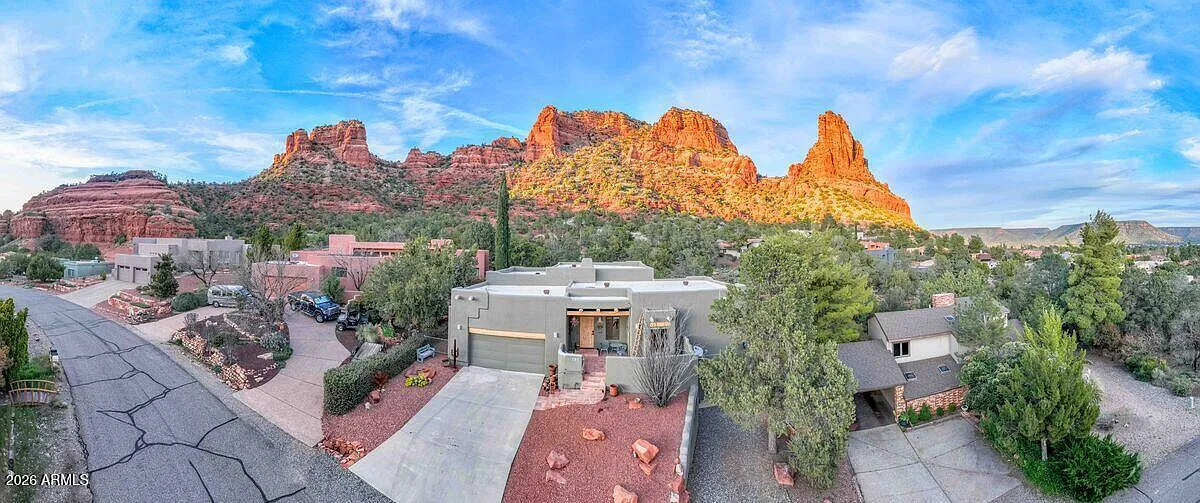 2 bed, 2.5 bath, 2039 sqft, $4,200 — Photo 1