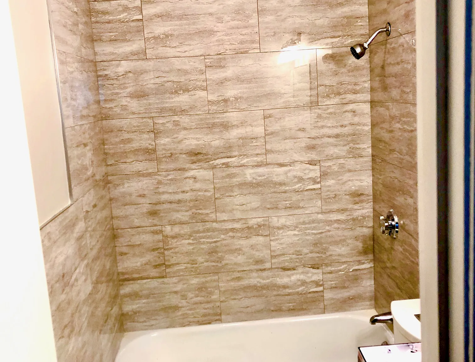 1 bed, 500 sqft, $2,100 — Photo 2