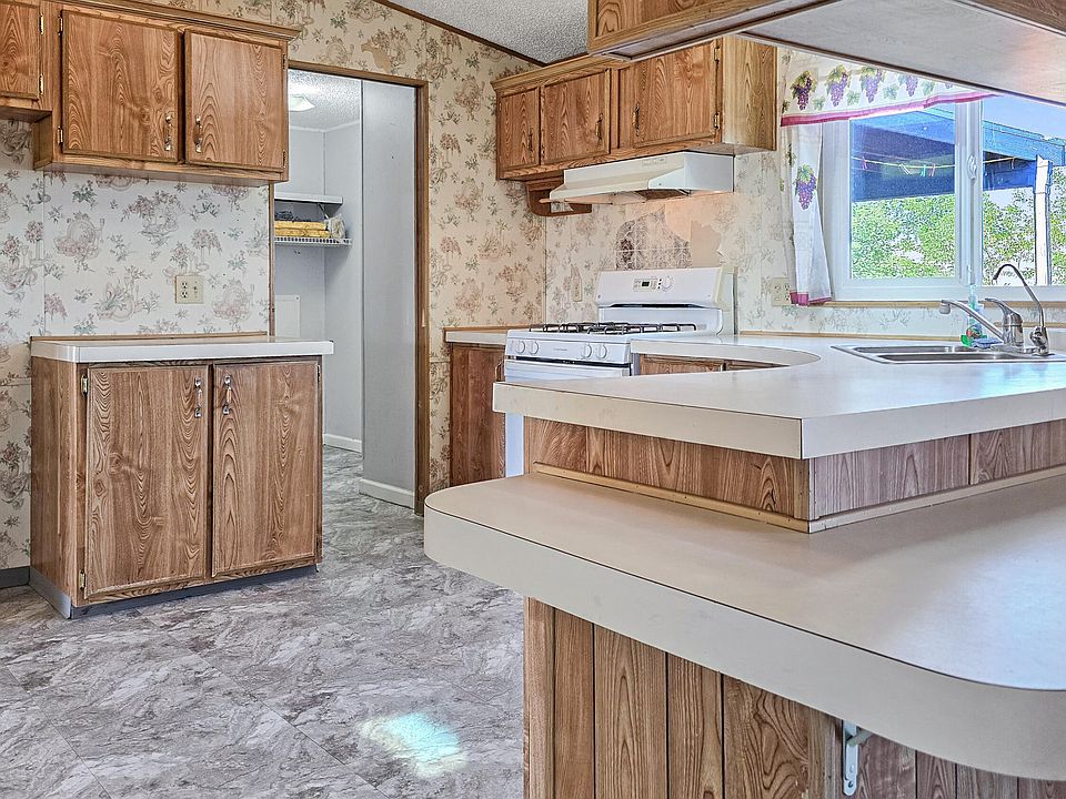 7855 Remington Rd, Silver Springs, NV 89429 | Zillow