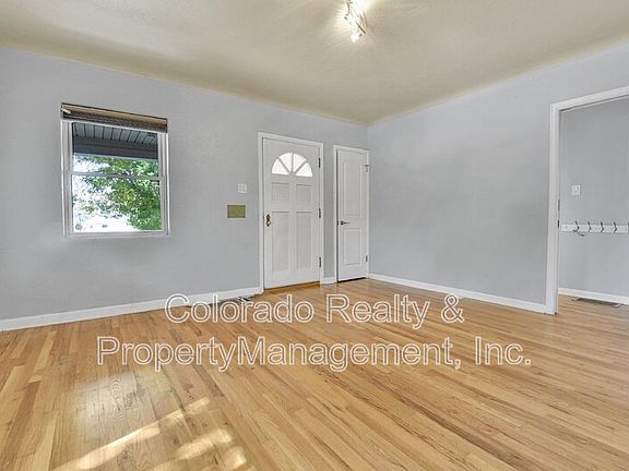 5th image of 2900 N Saint Paul St