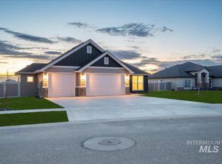 2101 Seafarer Ct, Middleton, ID 83644