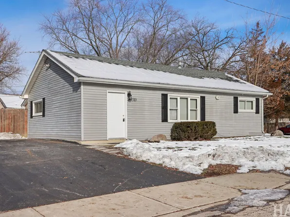 1310 N Poplar Ave, Round Lake Beach, IL 60073