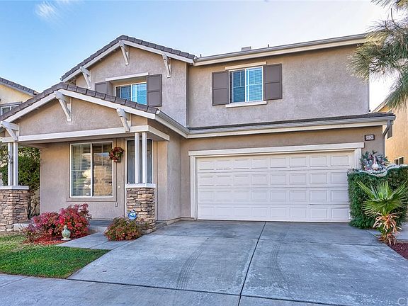2nd image of 2926 Spruce Ct