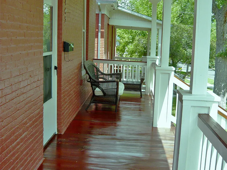 402 N Ewing St — Photo 3