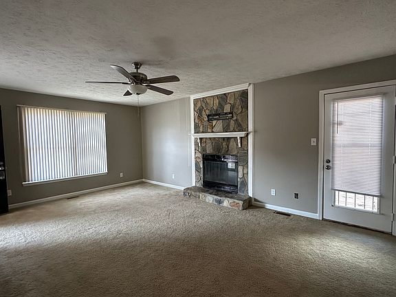 3rd image of 2678 Rivercliff Rd