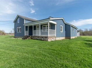 14530 Dodge Ave, Sackets Harbor, NY 13685